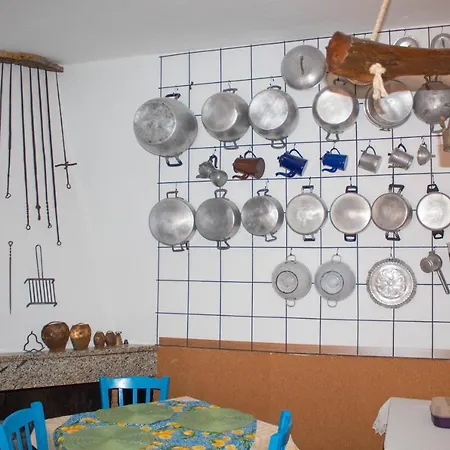 Ziu Anacletu Frühstückspension *